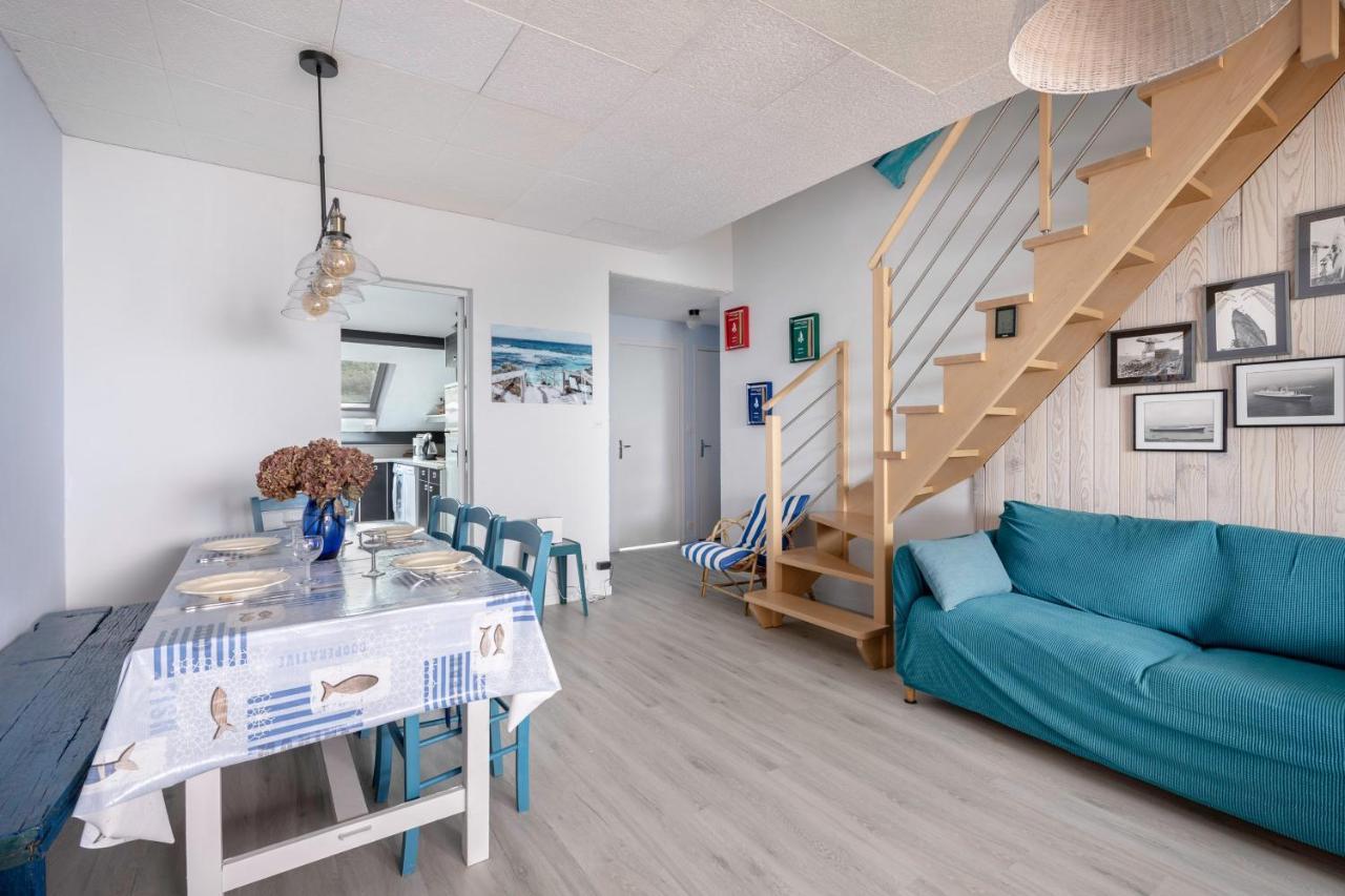 Apartment Face A La Mer, Sous Les Toits Pour 4 *