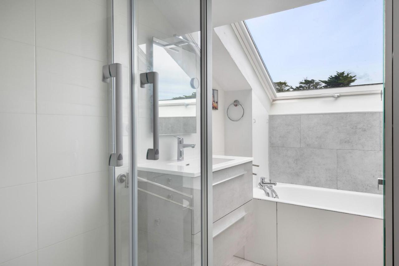 Face A La Mer, Sous Les Toits Pour 4 Apartment